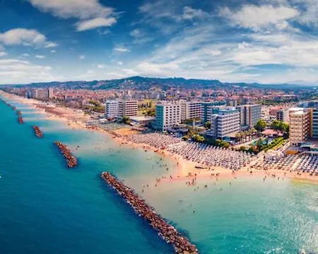 California -appartamento In Privata Villa Montesilvano